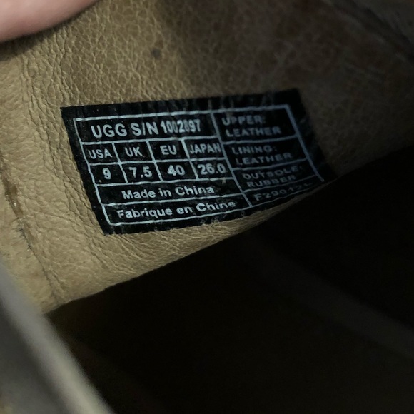 Ugg | Fawn Hamra Wedged Booties - Picture 8 of 8